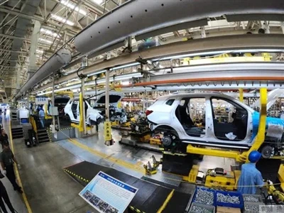 Rhif 1 yn Y Byd! Allbwn Blynyddol Tsieina o Gerbydau Ynni Newydd Dros 10 Miliwn